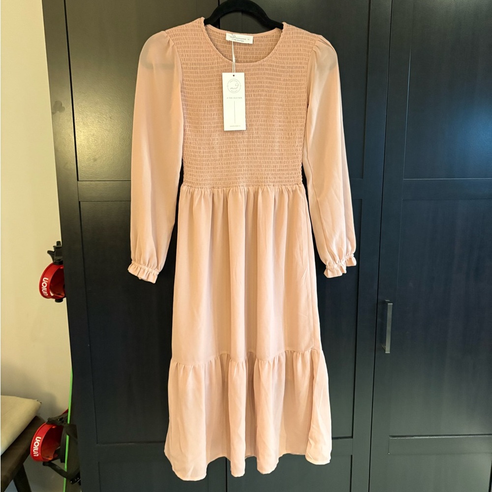 New Jilly Box x Mad About Style Flowy Dress - Picture 2 of 4